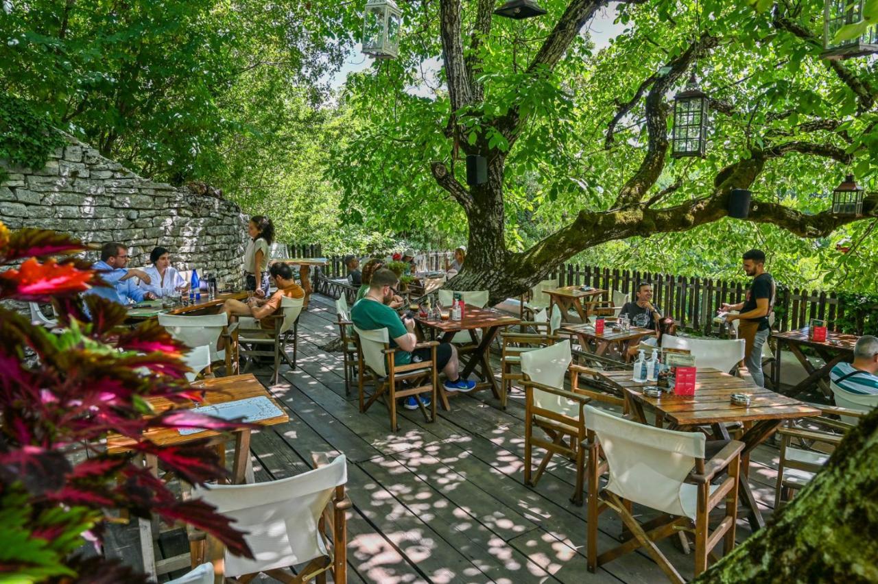 Vikos Hotel Monodendri Exterior photo